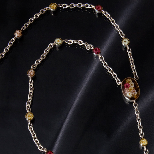 viburnum rosario necklace