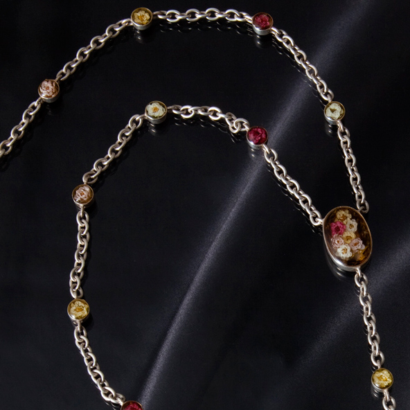 viburnum rosario necklace